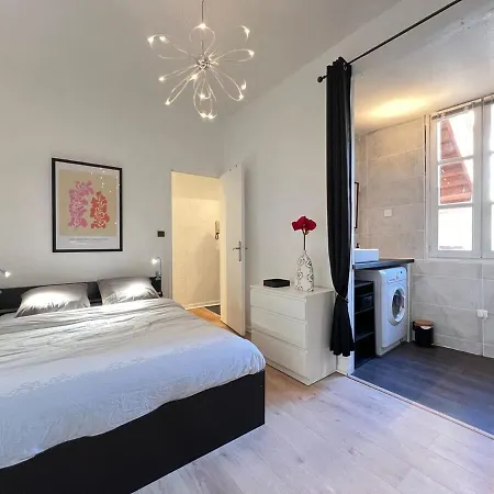 Apartment Le Miranda 6p Aux Carmes
